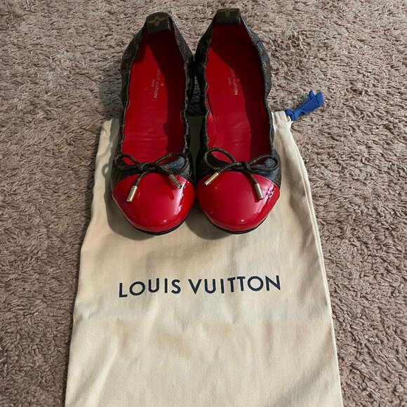 LV Ballerina Flats made in Italy, size 39 IT (US size 9), barely used, like new - Picture 2 of 7